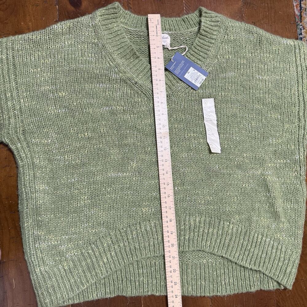 Universal Thread Women's V-Neck Pullover Sweater Green Size XL NWT - Picture 3 of 9